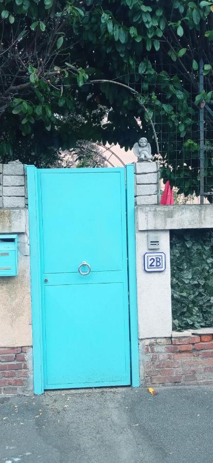 فيلا ليفورنوفي Gli Oleandri المظهر الخارجي الصورة
